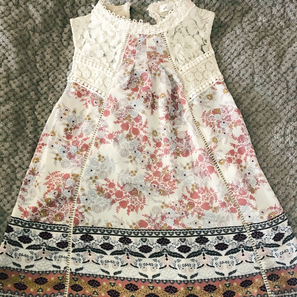 Skylar and Jade sleeveless top